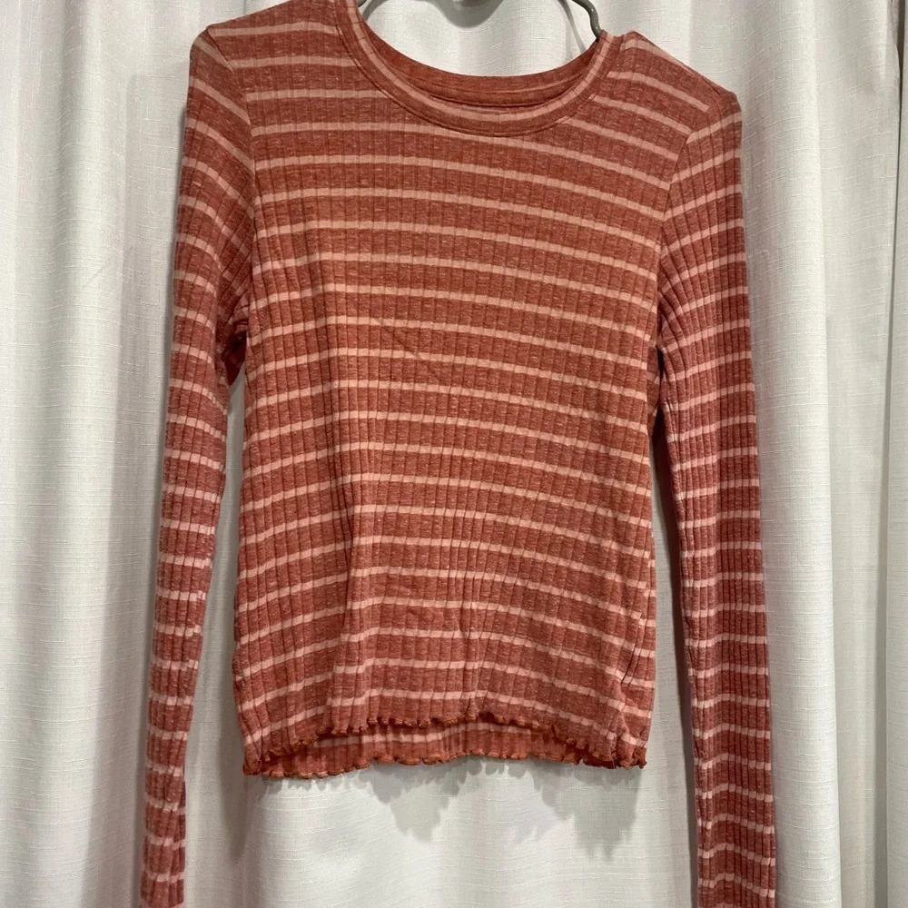 American Eagle Women’s Small Red Brown & White Stripes Crewneck Shirt Y2K